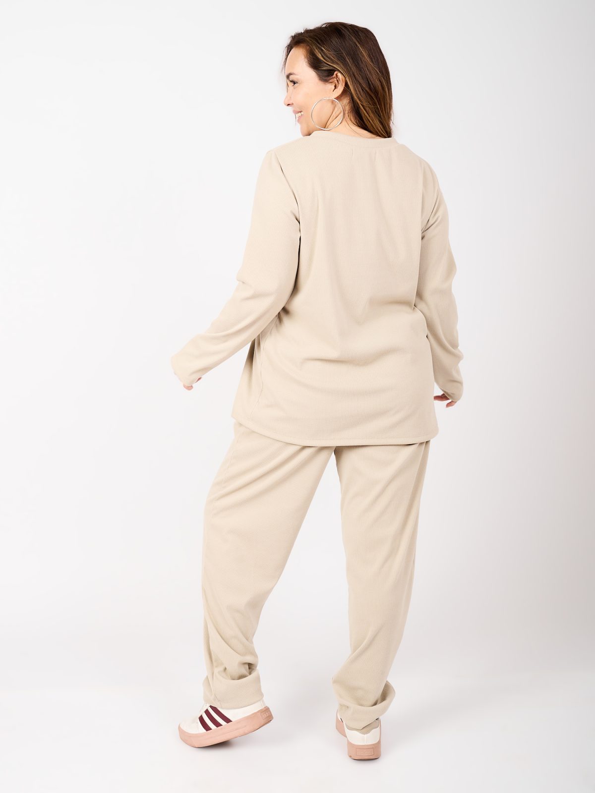Conjunto Thames Beige