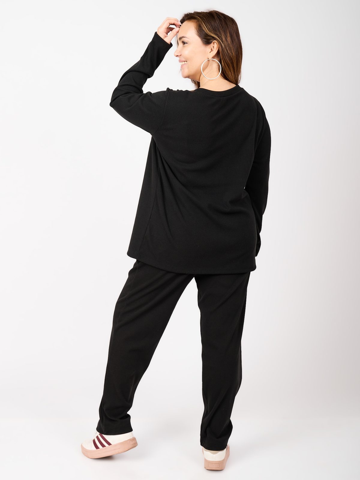 Conjunto Thames Negro
